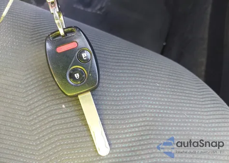 2011 Honda Fit from USA, damaged, VIN JHMGE8H32BC028668